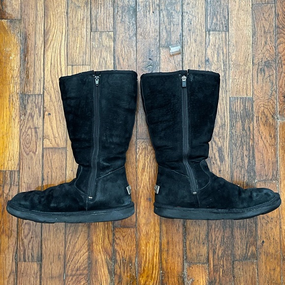 UGG 5195 Cargo II Black MidCalf Shearling Lined Pocket Boots Sz9 Used see photos - Picture 3 of 16